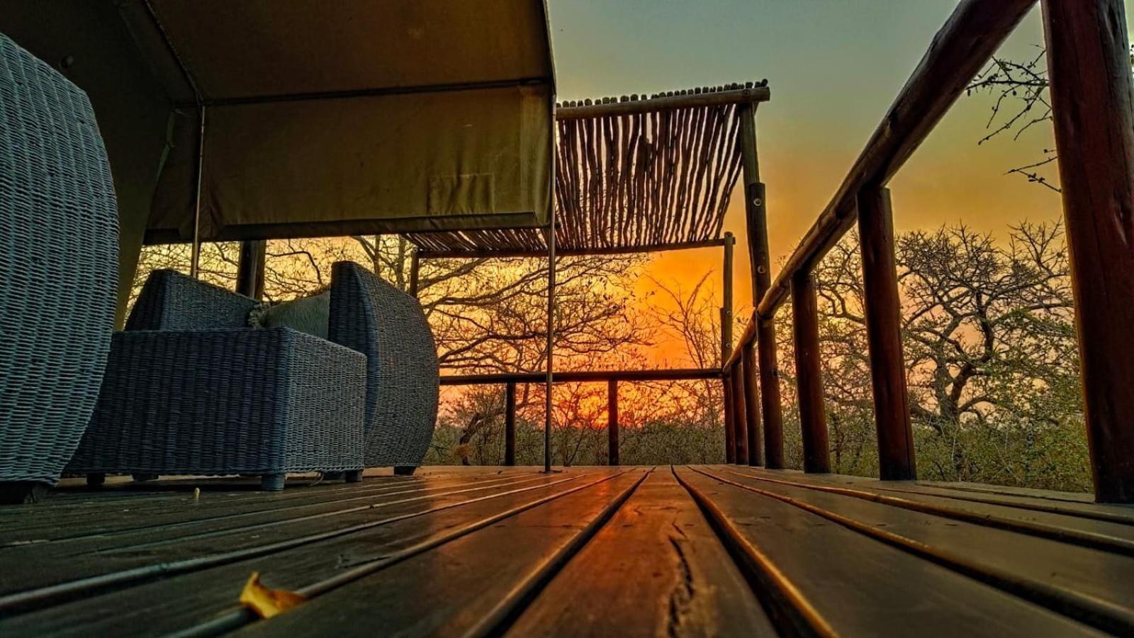 Вілла Langa Langa Safari Camp Huntingdon Екстер'єр фото